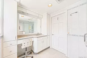 52 Manhattan Ave, West Babylon, NY 11704 - Photo 21