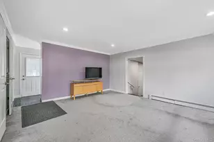 52 Manhattan Ave, West Babylon, NY 11704 - Photo 23