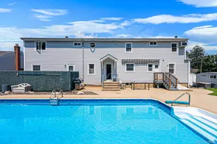 52 Manhattan Ave, West Babylon, NY 11704 - Photo 11