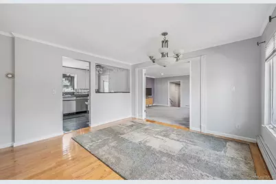 52 Manhattan Avenue, West Babylon, NY 11704 - Photo 13