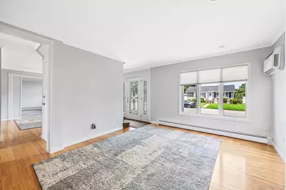 52 Manhattan Avenue, West Babylon, NY 11704 - Photo 17