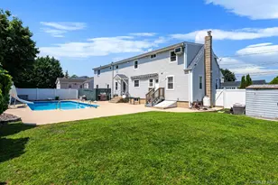 52 Manhattan Ave, West Babylon, NY 11704 - Photo 9