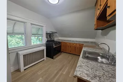 81 Waring Place #3, Yonkers, NY 10703 - Photo 3