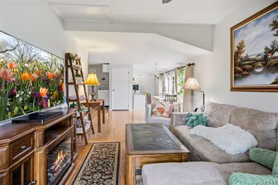 411 8th Street, Bohemia, NY 11716 - Photo 25