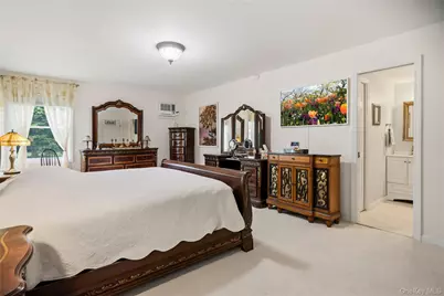 411 8th Street, Bohemia, NY 11716 - Photo 21