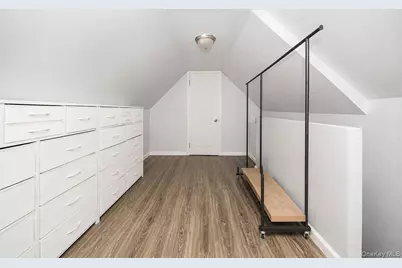 15813 Linden Boulevard, Jamaica, NY 11434 - Photo 23
