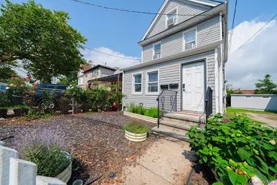 15813 Linden Boulevard, Jamaica, NY 11434 - Photo 25