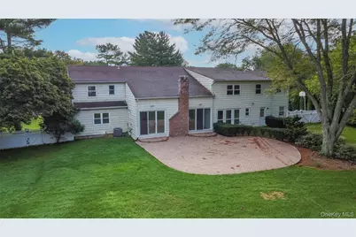 34 Lisa Court, Syosset, NY 11791 - Photo 11