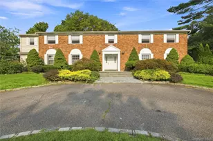34 Lisa Ct, Syosset, NY 11791 - Photo 7