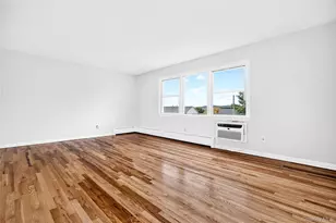 8 Bon Aire Cir, Suffern, NY 10901 - Photo 5