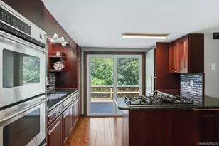 27 Rumsey Rd, Greenwood Lake, NY 10925 - Photo 3