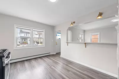 20 Dewitt Street, Valley Stream, NY 11580 - Photo 5