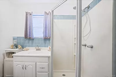 37 Main Avenue, Mastic, NY 11950 - Photo 11