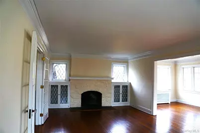 16 Bon Air Avenue, New Rochelle, NY 10804 - Photo 5