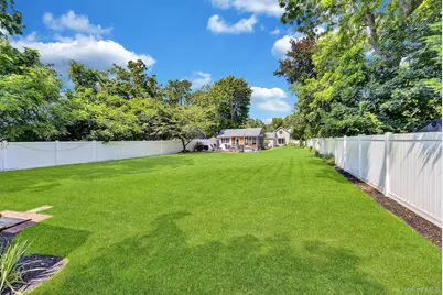 1116 Montauk Highway, Oakdale, NY 11769 - Photo 35