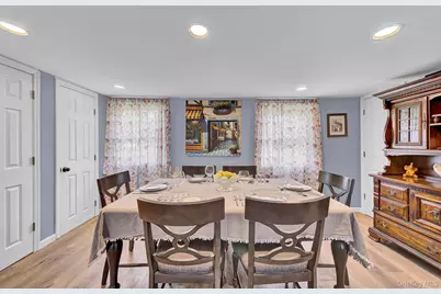 1116 Montauk Highway, Oakdale, NY 11769 - Photo 9