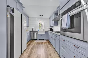 1116 Montauk Hwy, Oakdale, NY 11769 - Photo 5