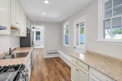 5 Eckert Street, Huntington Station, NY 11746 - Photo 5