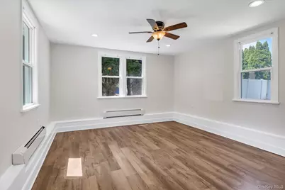 5 Eckert Street, Huntington Station, NY 11746 - Photo 3