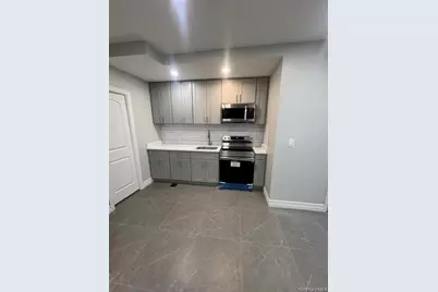 2524 Tenbroeck Avenue, Bronx, NY 10469 - Photo 5