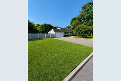 18 Lotus Road, Bayport, NY 11705 - Photo 3