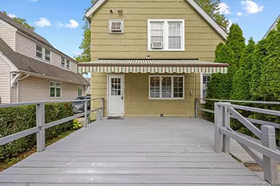 96 Capitol Avenue, Williston Park, NY 11596 - Photo 29