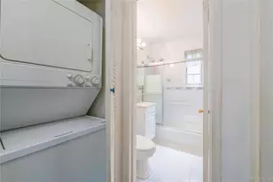 225-35 88 Ave, Queens Village, NY 11427 - Photo 11