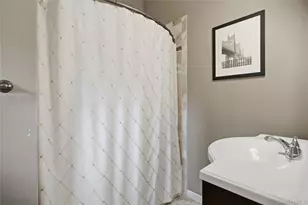 4 Acorn St, Ronkonkoma, NY 11779 - Photo 27