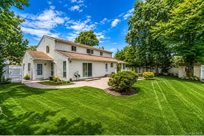 41 Apple Tree Drive, Hauppauge, NY 11788 - Photo 5