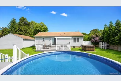 28 Mapleton Avenue, Farmingville, NY 11738 - Photo 7