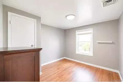 28 Mapleton Avenue, Farmingville, NY 11738 - Photo 27