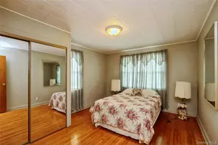 27 Litchfield Ave, Babylon, NY 11702 - Photo 13