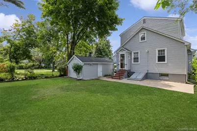 27 Litchfield Avenue, Babylon, NY 11702 - Photo 3