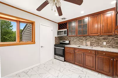 104 Utica Street, Bay Shore, NY 11706 - Photo 9
