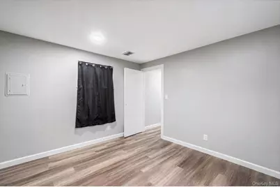 104 Utica Street, Bay Shore, NY 11706 - Photo 25