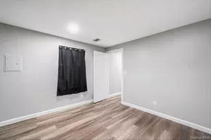 104 Utica St, Bay Shore, NY 11706 - Photo 25