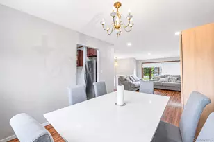 104 Utica St, Bay Shore, NY 11706 - Photo 13