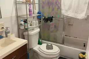 168-70 93rd Ave, Jamaica, NY 11433 - Photo 5