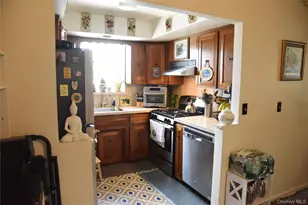 3236 Radio Dr, Bronx, NY 10465 - Photo 41