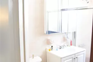 3236 Radio Dr, Bronx, NY 10465 - Photo 33