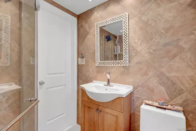 5 Woodcliff Trail, Calverton, NY 11933 - Photo 21