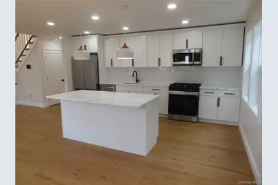 16 Sunshine Lane, Amityville, NY 11701 - Photo 15