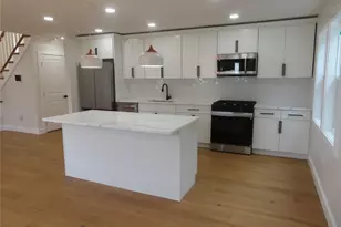16 Sunshine Ln, Amityville, NY 11701 - Photo 15