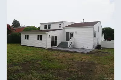 16 Sunshine Lane, Amityville, NY 11701 - Photo 31