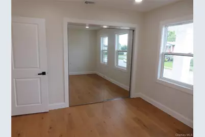 16 Sunshine Lane, Amityville, NY 11701 - Photo 27