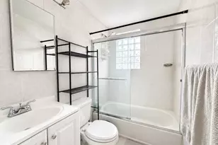 33 Juniper Rd, Port Washington, NY 11050 - Photo 21