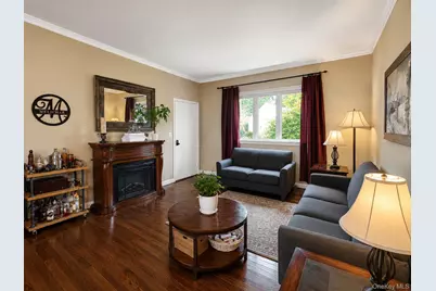 33 Juniper Road, Port Washington, NY 11050 - Photo 3