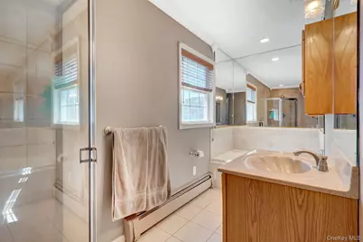 18 Aster Avenue, Holtsville, NY 11742 - Photo 25