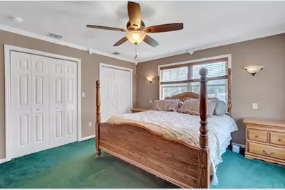 18 Aster Avenue, Holtsville, NY 11742 - Photo 23