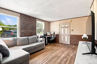 9 Kinderhook Dr, Poughkeepsie, NY 12603 - Photo 3